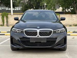 Auto Usata di Tendenza: <span class=keywords><strong>BMW</strong></span> <span class=keywords><strong>i3</strong></span> eDrive35L 2022 Berlina Elettrica Lusso 286 CV, Guida a Sinistra, Ottime Condizioni - Product Image 6
