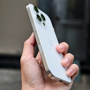 ใช้สำหรับโทรศัพท์มือถือรุ่น 16 Pro <span class=keywords><strong>Plus</strong></span> ความจุ <span class=keywords><strong>256GB</strong></span>/512GB/1TB รองรับ 5G CDMA LTE เวอร์ชั่นอเมริกา พร้อม RAM 8GB หน้าจอ 6.9 นิ้ว กล้องหลัง 48MP - Product Image 5