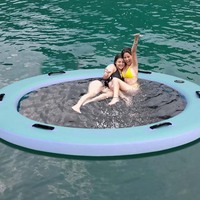 Hamac flottant gonflable à large maille pour plusieurs personnes, idéal pour les jeux aquatiques en famille en extérieur