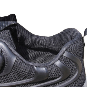 Chaussures d'entraînement noires en maille pour la course en extérieur, unisexe adulte, couleur unie, lacets avant, résistantes aux perforations - Product Image 1