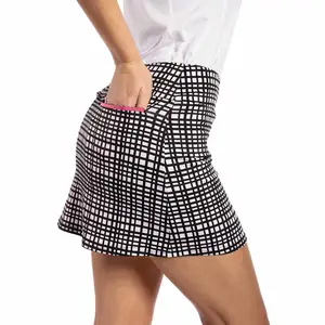 Özel Logo siyah beyaz ekose Golf Skort Golf etekler cepler ile