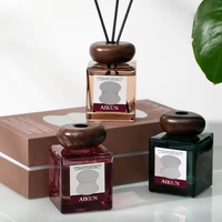 Aikun 100ml Küçük Minimum Sipariş Adedi Hızlı Teslimat Kare Yeşil Cam Etiketli Logolu Reed Difüzör Özel Koku Uzun Süreli Kalıcı, Yeni Başlayan Markalar İçin