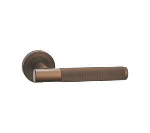 Dooroom Juego de manillas de puerta modernas de latón moleteado ambidiestras con palanca, para interior, con cilindro magnético de paso privado tipo EU - Product Image 2
