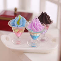 Modèle miniature de crème glacée à l'échelle 1:12 pour maison de poupée, accessoires de jeu alimentaire miniature, ornement de poche DIY