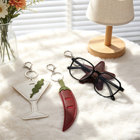 Porte-lunettes en cuir PU, porte-lunettes de soleil, porte-verres à vin, porte-clés piment, breloque de sac, accessoire de sac à main, pendentif, porte-clés, cadeau