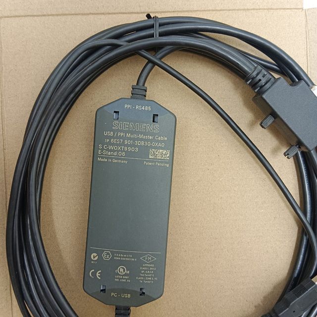 6ES7901-3DB30-0XA0 S7-200 PLC Programming Cable USB PPI 5m Communication Cable