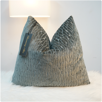 Housse de coussin décorative de luxe personnalisable en jacquard léopard crème, argenté, doré ou noir pour la maison, l'hôtel et le canapé