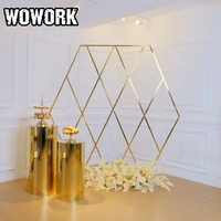 Fournitures de fête de scène WOWORK 2026, arche en maille métallique dorée pour la décoration de mariage