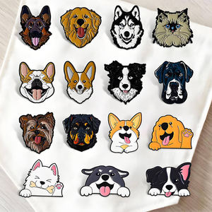 Pin de Esmalte Personalizado, Broches de Esmalte Duro y Blando, Lindos Pines de Esmalte de <span class=keywords><strong>Perros</strong></span> de la Familia, Broche de Animales de Dibujos Animados para el Día del Padre - Product Image 1