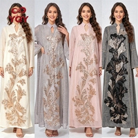 Robe longue élégante pour femme, col brodé perlé, style artisanal, luxe léger, mode, soirée, bal, coupe ample et fluide