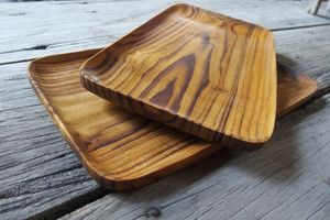 Ensemble de plateaux et de plateaux en bois naturel, fabriqués à la main à partir d'acacia et de bois de manguier, offrant une durabilité écologique pour servir les repas - Product Image 2