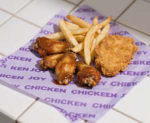 Wholesale Burger Sandwich French Chips Greaseproof <b>Wrapping</b> <b>Paper</b> Take Away PE Coated <b>Food</b> <b>Wrapping</b> <b>Paper</b> for Restaurant - Product Image 4