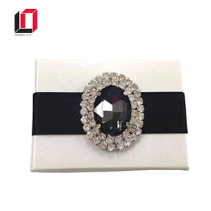 Sang Trọng Bán Buôn Màu Trắng Thanh Lịch Giấy Các Tông Hộp Quà Tặng Trọn Gói Wedding Lời Mời Lụa Hộp - Product Image 6