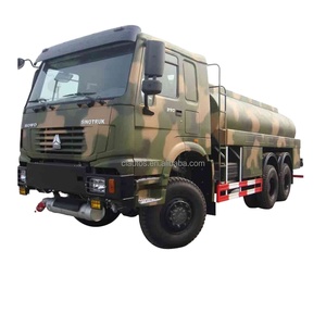 Camion de ravitaillement Sinotruk HOWO 6x4 18000L avec distributeur de diesel et d'essence avec système de ravitaillement pour grands sites - Product Image 1