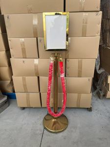 Vàng thép không gỉ hàng đợi <span class=keywords><strong>Rope</strong></span> Barrier bài với dọc A4 dấu hiệu chủ - Product Image 5