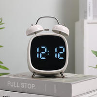 Réveil numérique sonore créatif pour bureau, table, chambre à coucher, idéal pour les gros dormeurs, décoration de chevet et de maison