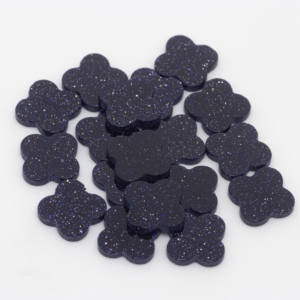 หินทรายสีฟ้า Hanyu โคลเวอร์สี่แฉกพลอยหลวมทรายสีฟ้า - Product Image 1