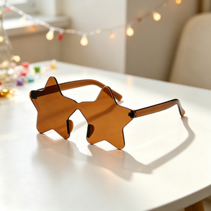 Nuovi Occhiali da Sole Senza Montatura a Forma di Stella Y2K, Colori Trasparenti e Vivaci, Divertenti Accessori per Feste in Spiaggia e Addii al Nubilato - Product Image 4