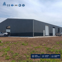 Edificio Industrial para Almacenamiento de Equipos Pesados, Instalación de Almacenamiento con Acceso para Montacargas, Gran Área de Almacenamiento, Solución para Gestión de Inventario