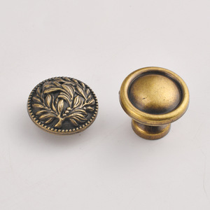 Manija y pomo para muebles, aleación de zinc, redondo, bronce antiguo, cajón, armario, estilo minimalista, duradero - Product Image 1