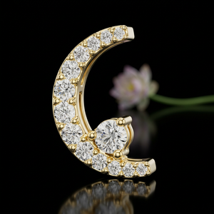 Colgante de luna creciente con diamantes en oro macizo, joyería de lujo con diamante brillante cultivado en laboratorio, colgante moderno y elegante. - Product Image 1