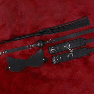 Brinquedos Sexuais SM Conjunto de Máscara de Olho de Gato com Coleira em Quatro Peças, Gag, Chicote, Algemas, Acessórios para Casais, Feito na China - Product Image 2