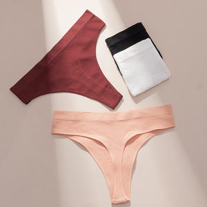 Culotte string sans couture côtelée en nylon pour femme, douce, respirante, taille basse, couleur unie, OEM ODM - Product Image 4