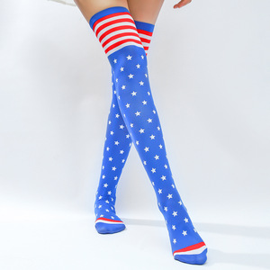 Chaussettes au-dessus du genou pour femmes, motif drapeau américain, chaussettes imprimées pour Costume de Cosplay, design patriotique à rayures et étoiles - Product Image 2