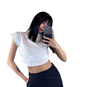 Camiseta de estilo europeo-americano con espalda descubierta y corte ajustado en la cintura para mujer, top de verano sexy y a la moda en blanco. - Product Image 4