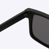 Lunettes de soleil oversize tendance, style bouclier, protection UV400, pour le sport, avec branches personnalisables