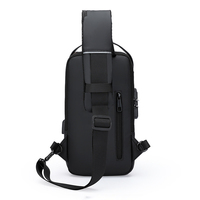 Sac Poitrine Homme de Qualité, Verrouillage par Code, Monobretelle, Sac à Dos Noir avec Port USB, Sac Bandoulière Antivol Moto
