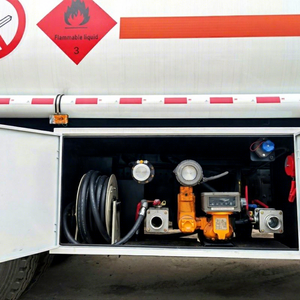 Camion-citerne à carburant diesel Sinotruk Howo 20 mètres cubes 6X4 à prix avantageux, camion-citerne à huile à vendre - Product Image 5