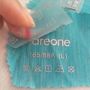 Transfert thermique en silicone 3D personnalisé à prix avantageux, procédé par injection, pour vêtements, fabriqué en Chine - Product Image 1