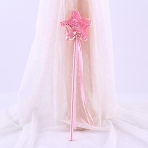 Baguette magique en feutre en forme d'étoile mignonne pour enfants, baguette féerique pour filles, accessoires de cosplay de princesse faits à la main pour Pâques, Noël, anniversaire, Halloween - Product Image 3