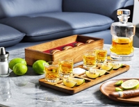 Verres à liqueur à la tequila avec boîte de rangement de luxe en bois d'acacia, sous-verres en bois et plateau de service vintage