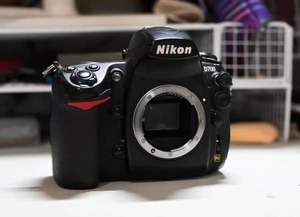 Cuerpo de Cámara DSLR <span class=keywords><strong>D700</strong></span> (Solo Cuerpo), Sensor CMOS, Estabilización Óptica de Imagen, Pantalla de 2"-3", Batería de Litio, Ranura para Tarjeta SD, Captura de Video - Product Image 5