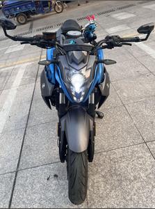 <span class=keywords><strong>Moto</strong></span> Naked 400NK 400cc, bicylindre en parallèle, refroidissement liquide, ABS, 42 CV, EFI, 6 vitesses, mode Sport/Eco, maniabilité agile - Product Image 6