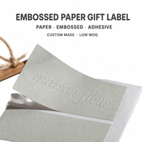 Étiquette cadeau en papier gaufré, autocollant adhésif personnalisé avec texture pour emballage de boîte cadeau en kraft et branding, faible MOQ