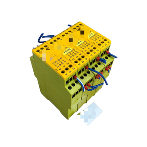 وحدة تحكم PLC 4x Pze X4 24VDC 4no 774585 مع ريلاي أمان للبرمجة - Product Image 1