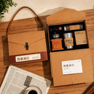Juego de Regalo de Molinillo de Café de Lujo Triumph, Caja de Regalo Corporativa con Vaso para el Agradecimiento a los Empleados - Product Image 5