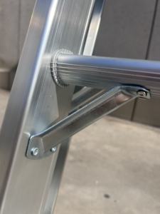 Échelle escamotable combinée en aluminium, stable et durable, pour l'industrie du bâtiment et <span class=keywords><strong>de</strong></span> la rénovation - Product Image 4