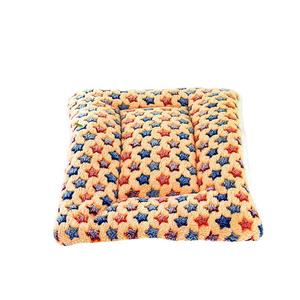 Dog Bed Mats Rectangle Thickened Coral Fleece Soft Pet Blanket For Dog <b>Hand</b> <b>Wash</b> Polyester Fiber Fill - Product Image 5
