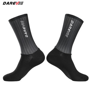 Darevie Chaussettes de compression de cyclisme personnalisées pour hommes Racing Anti Bicycle Bike <span class=keywords><strong>Slip</strong></span> Sport Chaussettes Chaussettes de vélo de route - Product Image 3