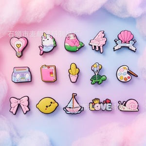 Breloques de chaussures douces et mignonnes multi-designs, accessoires DIY pour sabots, boucles de chaussures en PVC détachables, sensation haut de gamme, <span class=keywords><strong>licorne</strong></span>, sirène - Product Image 2