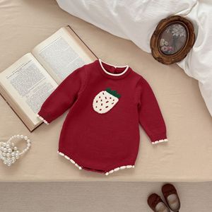 Combinaison tricotée douce à manches longues pour bébés filles, motif fraise jacquard, 100% coton biologique, printemps-automne - Product Image 3