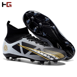 Zapatillas <span class=keywords><strong>de</strong></span> <span class=keywords><strong>Fútbol</strong></span> Profesionales Baratas Originales con <span class=keywords><strong>Tacos</strong></span> Plateados para Entrenamiento Deportivo en Césped Artificial, Ligeras y Suaves para Hombre y Mujer - Product Image 1