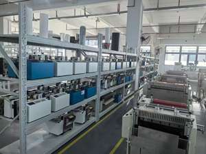 고정밀 에어 버블 필름/폼 커터 기계 맞춤형 자동 원단 PVC 필름 절단기 모터 750W 220V 포함 - Product Image 5