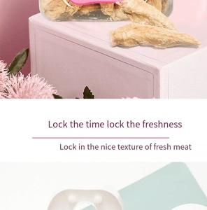 Snacks para Gatos y Perros Deshidratados por Congelación al por Mayor, Pollo Deshidratado en Cubos, Pechuga de Pollo Deshidratada, Alimento para Mascotas Deshidratado por Congelación - Product Image 3