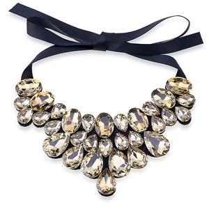 Collier ras du cou tendance pour enfants en alliage de zinc avec grand cristal, motif floral de luxe, chaîne à maillons et ruban, bijoux en strass - Product Image 3