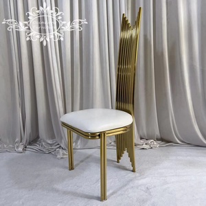Sedie per Matrimoni Dorate Lucide, Arredamento per Eventi con Cuscini in Velluto, Mobili in Vendita - Product Image 1